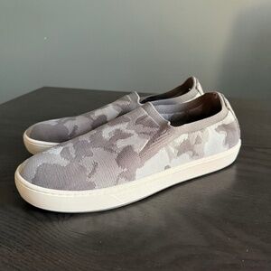 L.L.Bean Women's Eco Bay Knit Sneakers, Slip-On Size 9,5‎ M